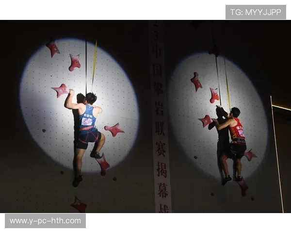 武汉飞盘队在攀岩联赛中以58分高居积分榜首位